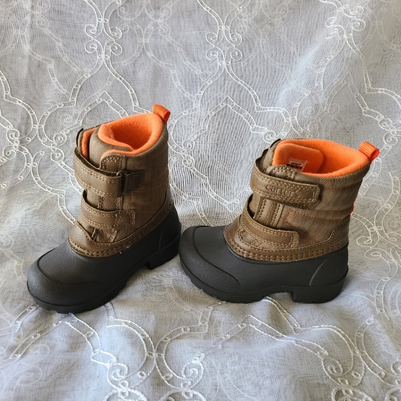 *Sold Elsewhere*❄️ Toddler Carter's Snow Boots ❄️ - Picture 7 of 7